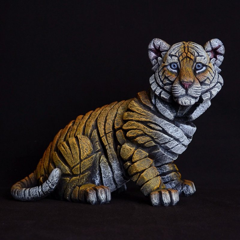 Edge Sculplture Tiger Cub