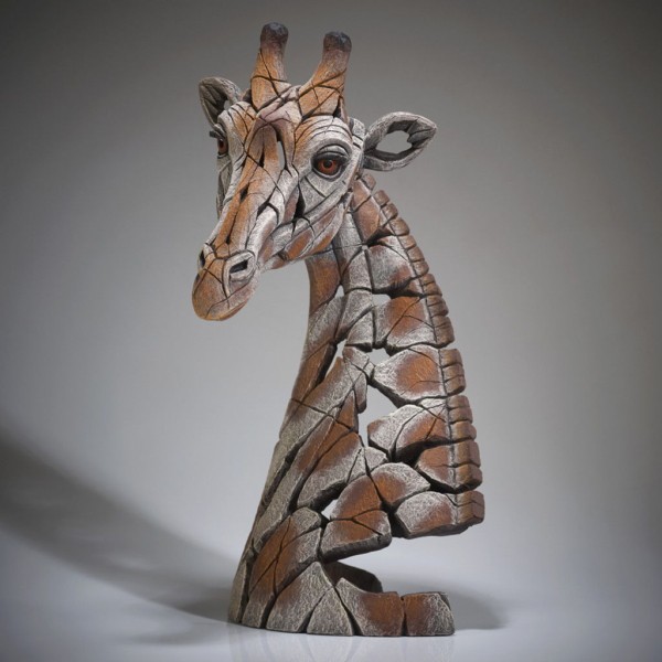 Edge Giraffe Bust 1