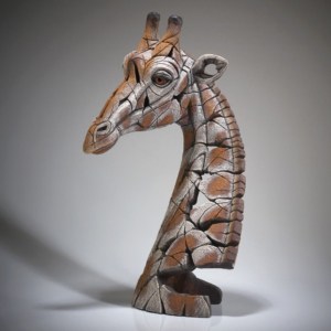 edge giraffe bust2